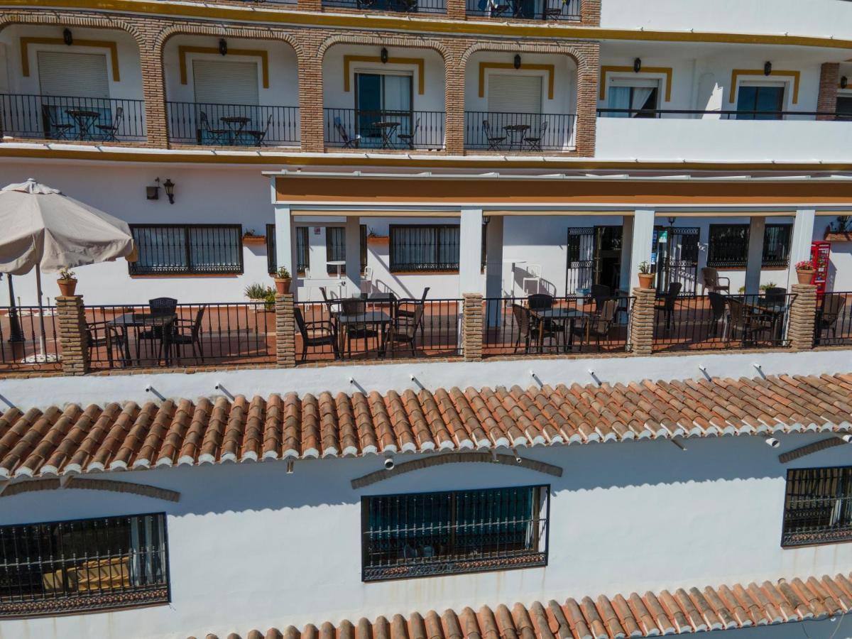 Hotel Y Bungalows Balcon De Competa Luaran gambar