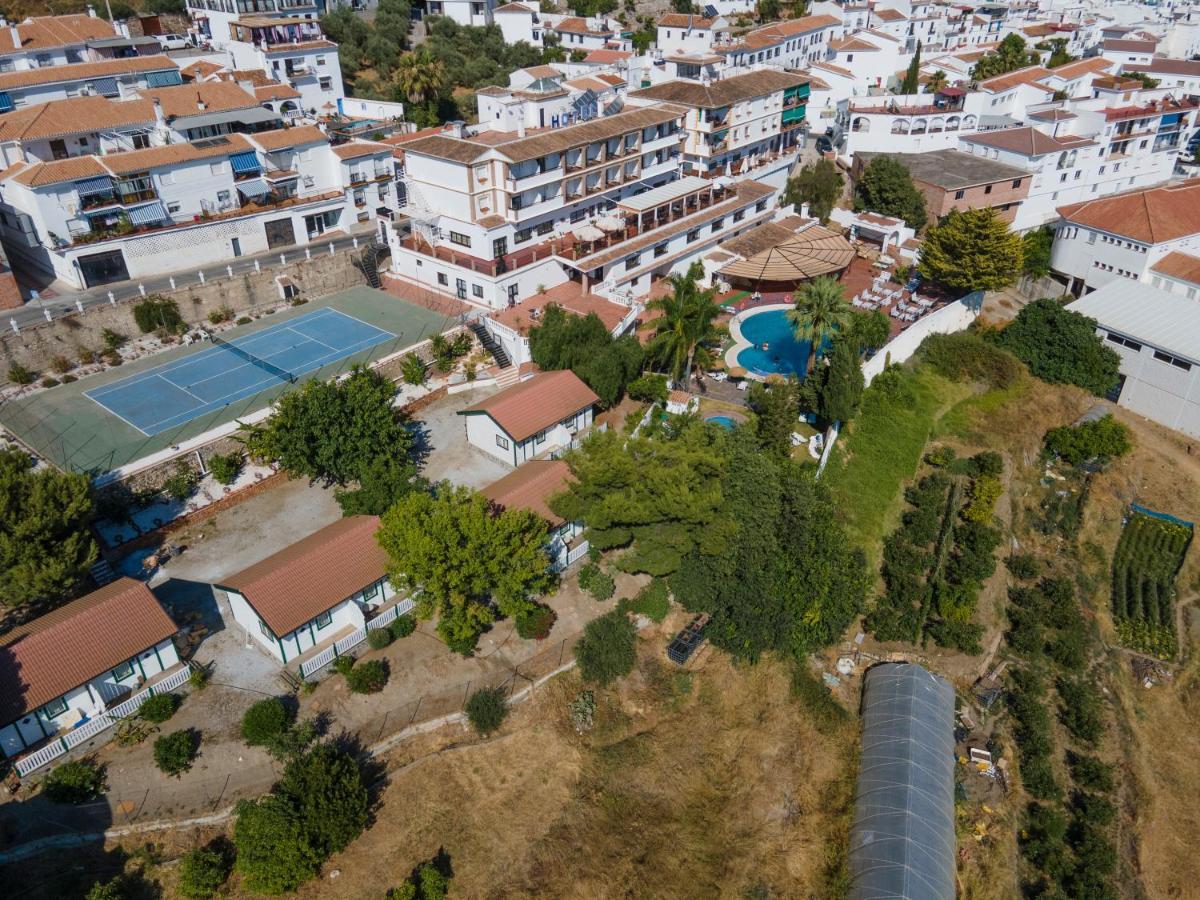 Hotel Y Bungalows Balcon De Competa Luaran gambar