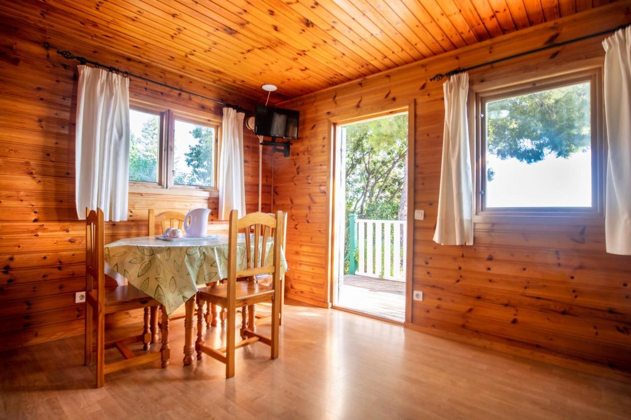Hotel Y Bungalows Balcon De Competa Luaran gambar