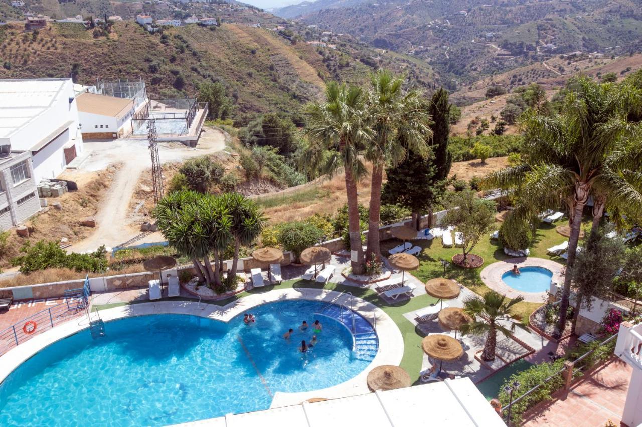 Hotel Y Bungalows Balcon De Competa Luaran gambar