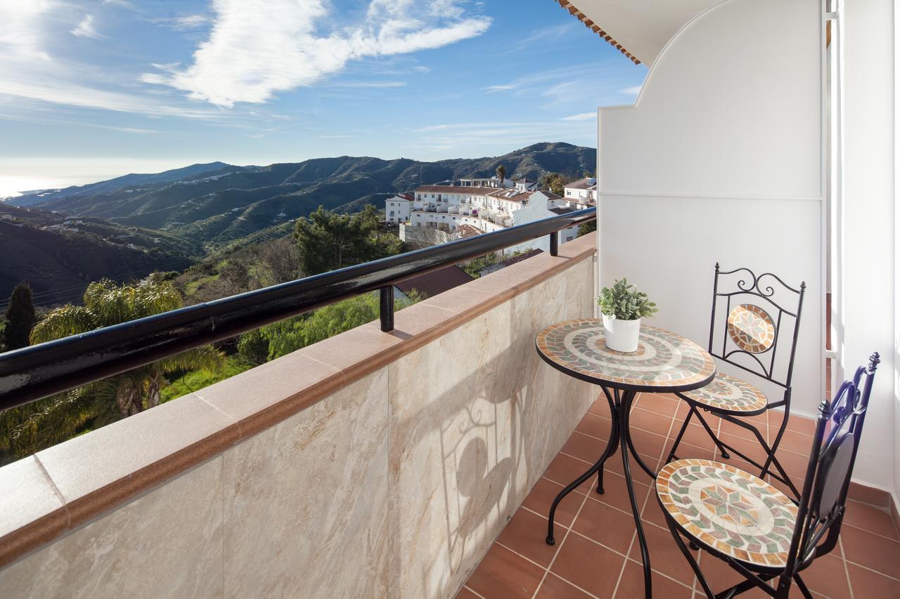 Hotel Y Bungalows Balcon De Competa Luaran gambar