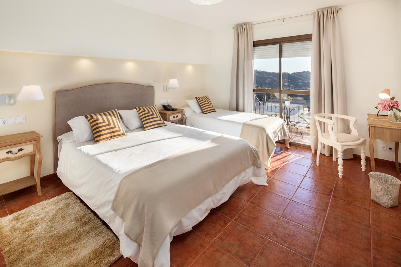 Hotel Y Bungalows Balcon De Competa Luaran gambar