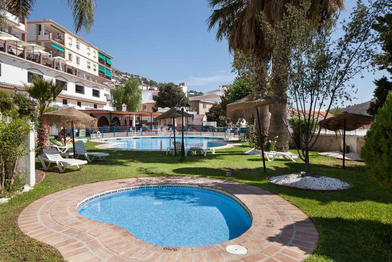 Hotel Y Bungalows Balcon De Competa Luaran gambar